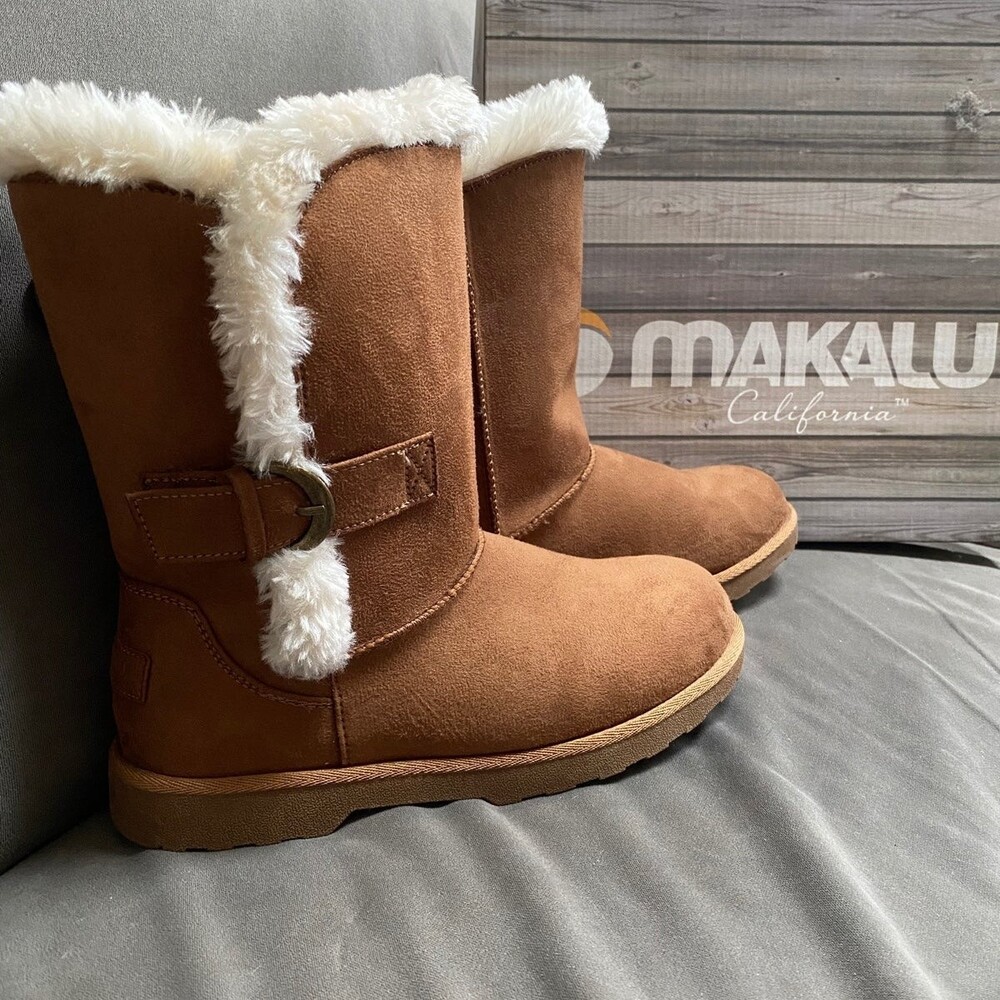 Makalu women's size 6 Gabrielle Chesnut textile/faux fur upper boots